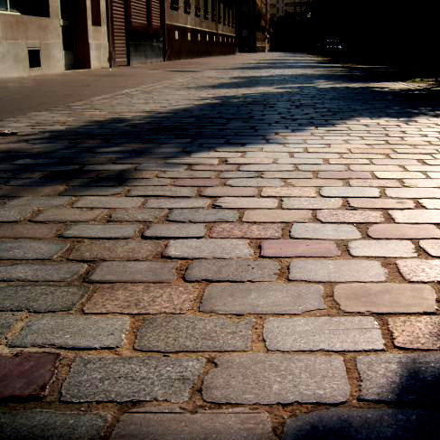 Réalisation en Pavés Granit de récupération sciés